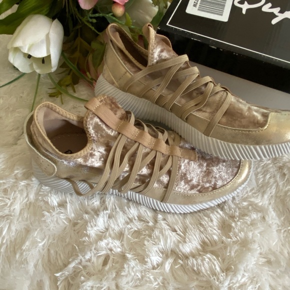 LAST PAIR! Qupid Gold Velvet Tennis Shoes - Picture 9 of 9